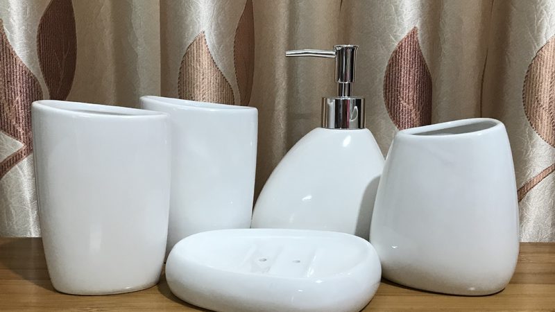 淋浴地漏安装价格多少钱